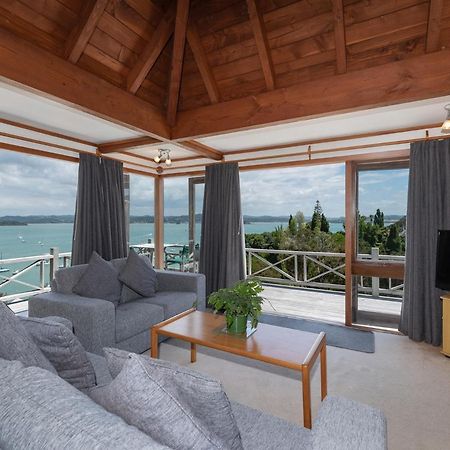 Te Maiki Escape - Russell Holiday Home Extérieur photo