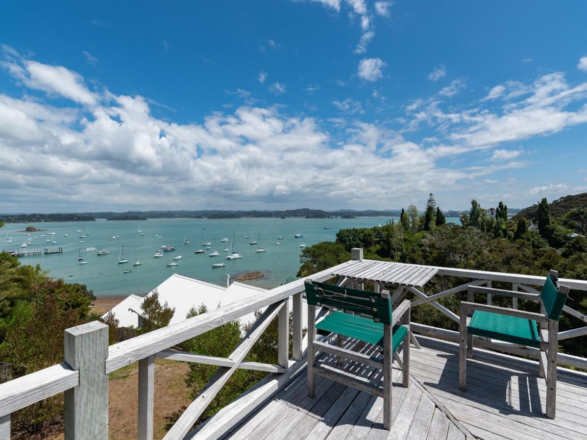 Te Maiki Escape - Russell Holiday Home Extérieur photo